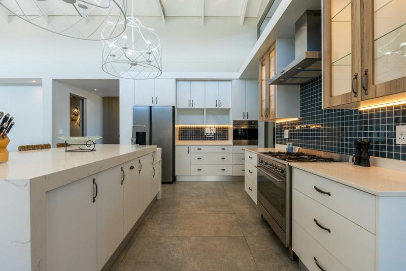 5 Bedroom Property for Sale in Pinnacle Point Golf Estate Western Cape